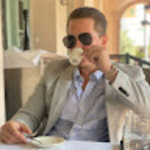 Meet your Posher, Jason